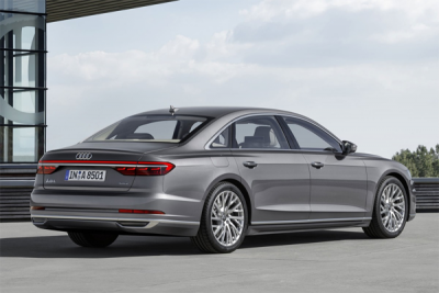 Audi_A8-2018-rear